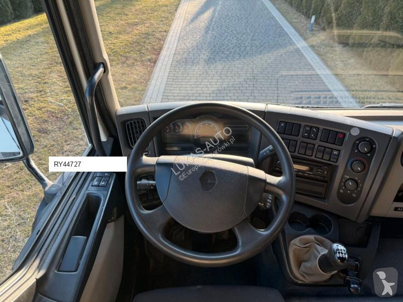 شاحنة Renault MIDLUM 220