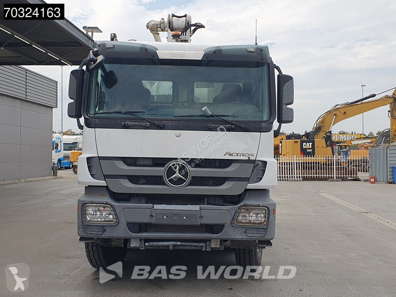 شاحنة Mercedes 3241 8X4 PUMI Schwing Stetter...
