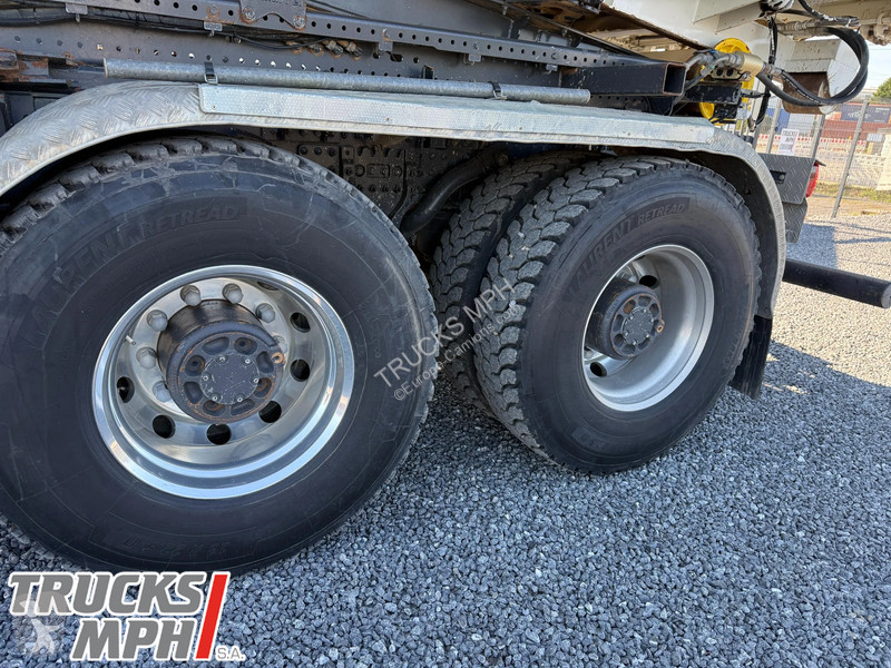 Betonárske zariadenie Volvo 500 *syst mixte...