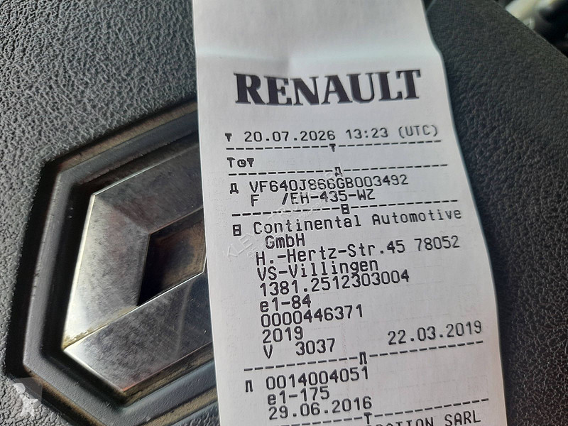 شاحنة Renault D 250 D 16 250 FUEL 11.000