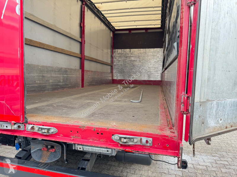 شاحنة Mercedes 2548 5 L 6x2 Lowliner BDF