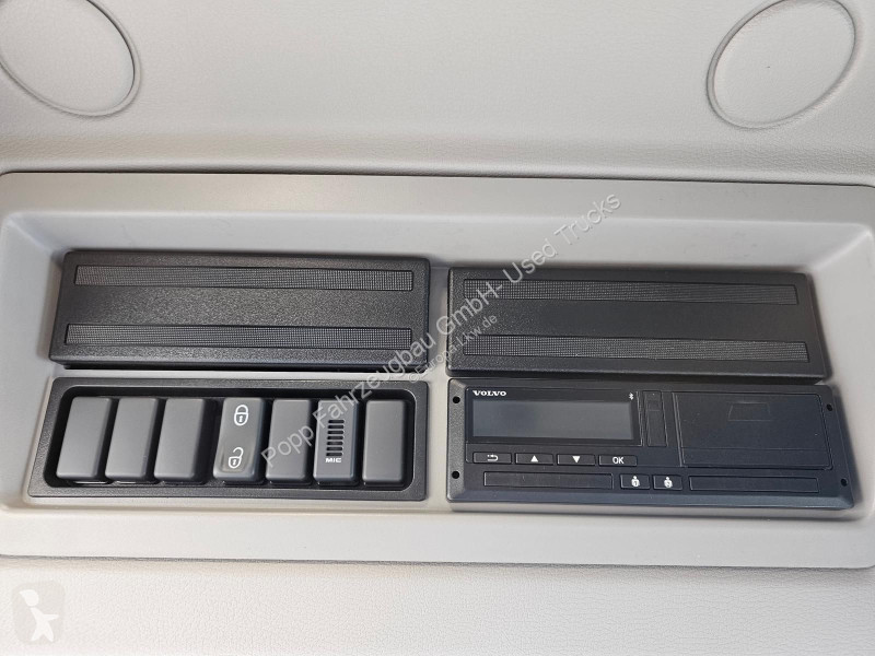 شاحنة Volvo 240 4x2 Kühlkoffer*Thermoking, LBW,...