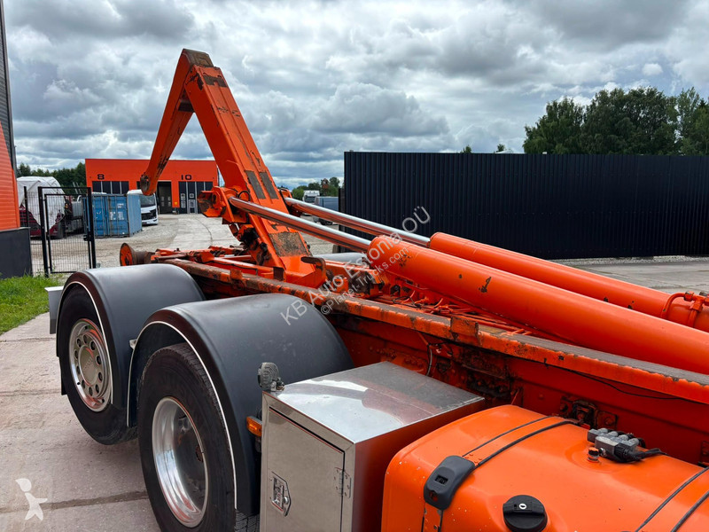 شاحنة Scania 8x2*6 FASSI F290 / AJK 20 ton...