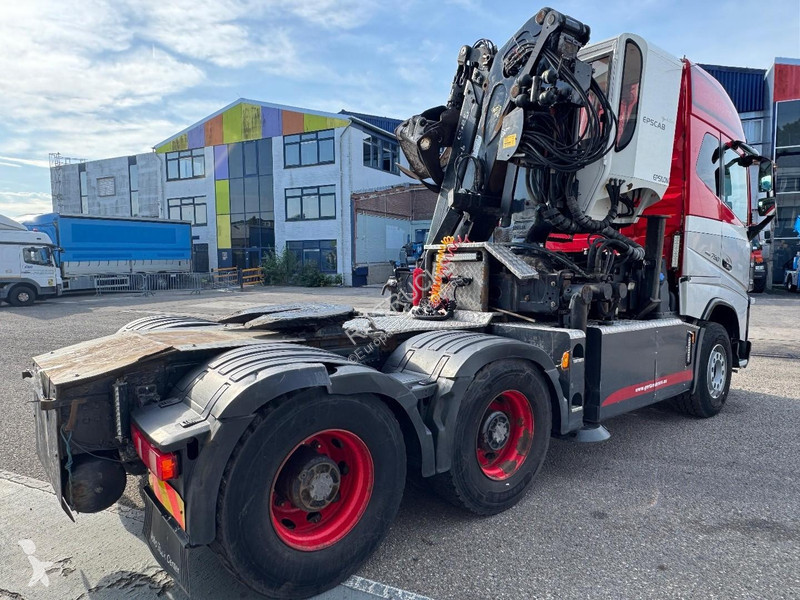 شاحنة Volvo 16750 6X4 EURO 6 + EPSILON S260Z +...