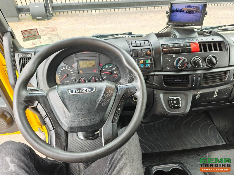 شاحنة Iveco EuroCargo 120-220L 4x2 Half Sleeper...