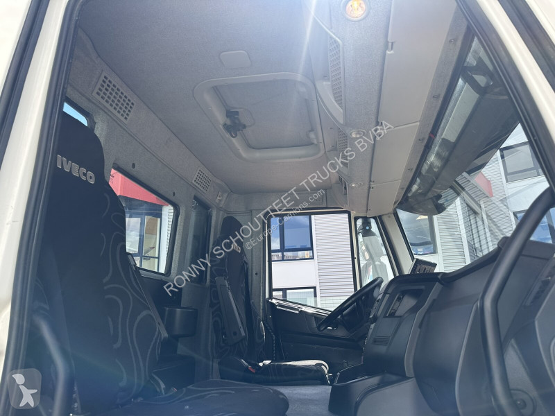شاحنة  Stralis AD260S36 6x2/4 Stralis AD260S36...