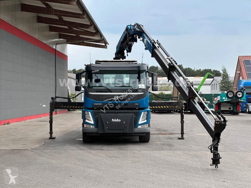 شاحنة Volvo 8x4 BL Tridem VDL & ATLAS...