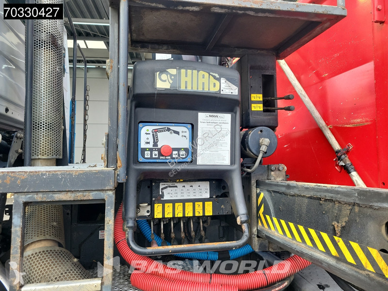 Camion Mercedes 3341 6X4 HIAB 144 B-3 HIDUO...