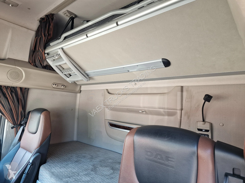 شاحنة DAF 530 6X2 - steel / air - steering axle...