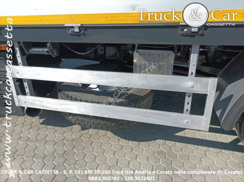 شاحنة Iveco
