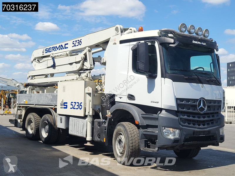 شاحنة Mercedes 3342 6X4 SERMAC 5Z36 Concrete...