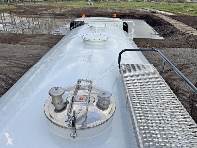 Camión Iveco AD380T43 AT Water Tank Truck (2...