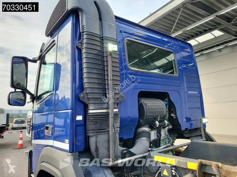 Lastbil Volvo 6X2 DayCab Lift+Steering Axle VDL...