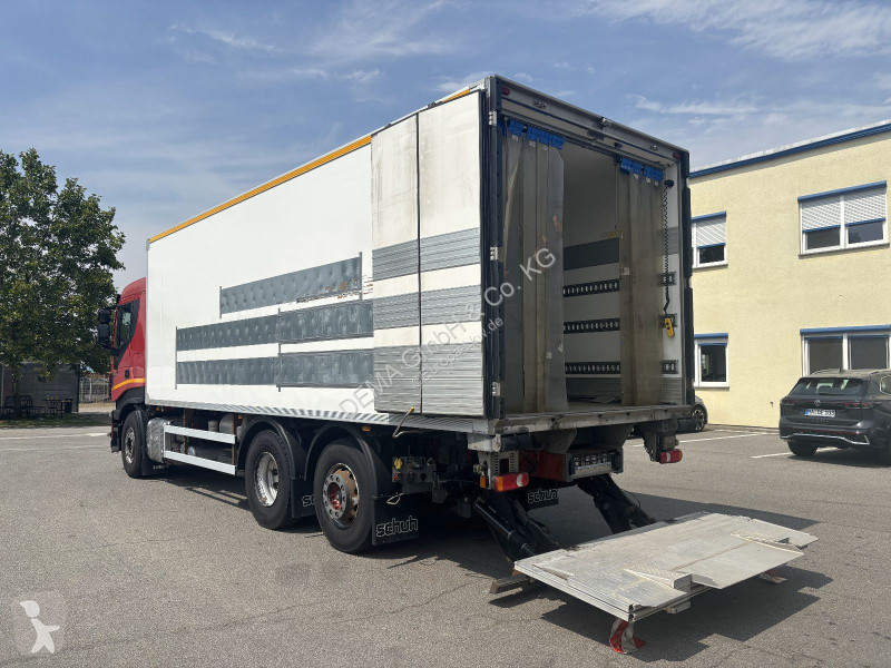 شاحنة Iveco 420 6x2*Kühlkofffer*Thermoking...