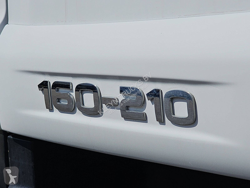 شاحنة Iveco 160E21 EUROCARGO MACHINE TRANSPORT