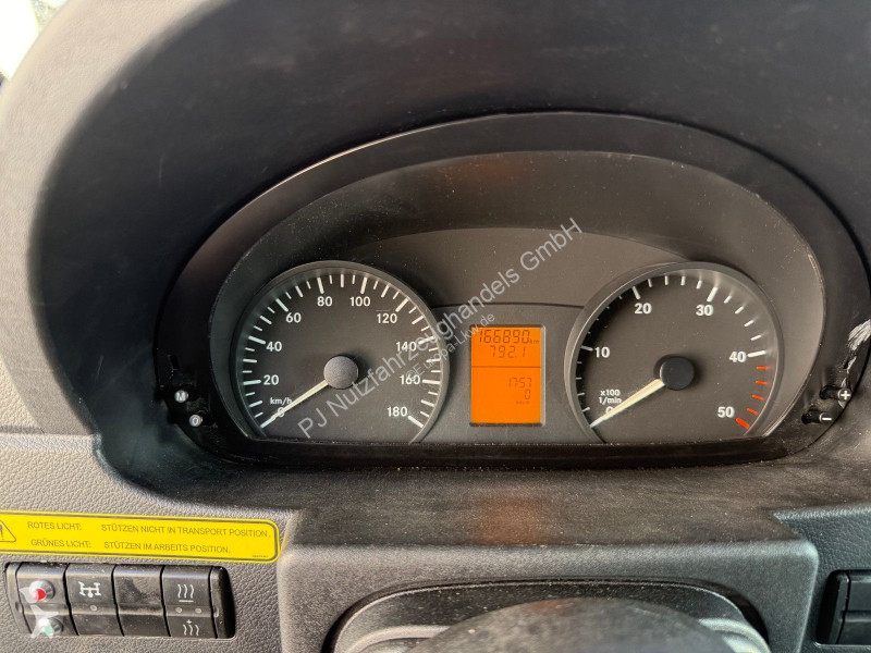 Camion Mercedes 515 CDI Versalift ET36