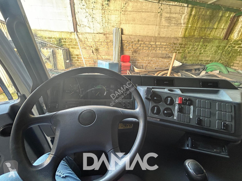 شاحنة Mercedes ACTROS