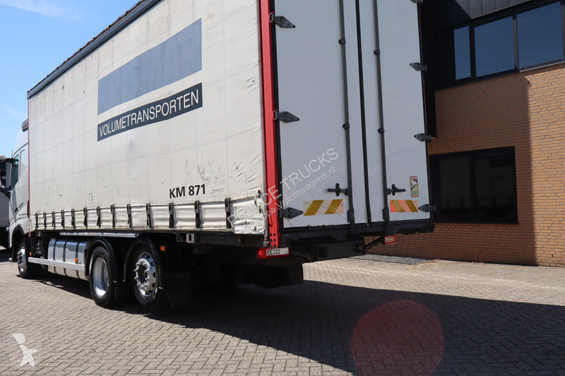 شاحنة Volvo 420 * EURO5 * 6X2 * MANUAL *