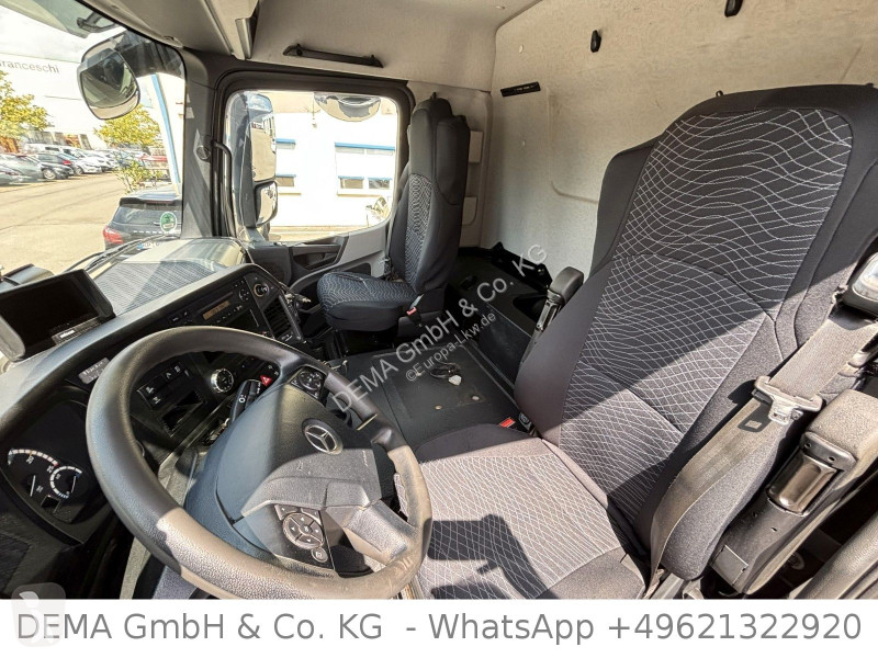 شاحنة Mercedes 2536...