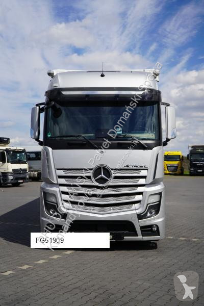 Грузовик Mercedes / TANDEM