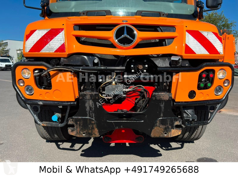 شاحنة Mercedes U423...