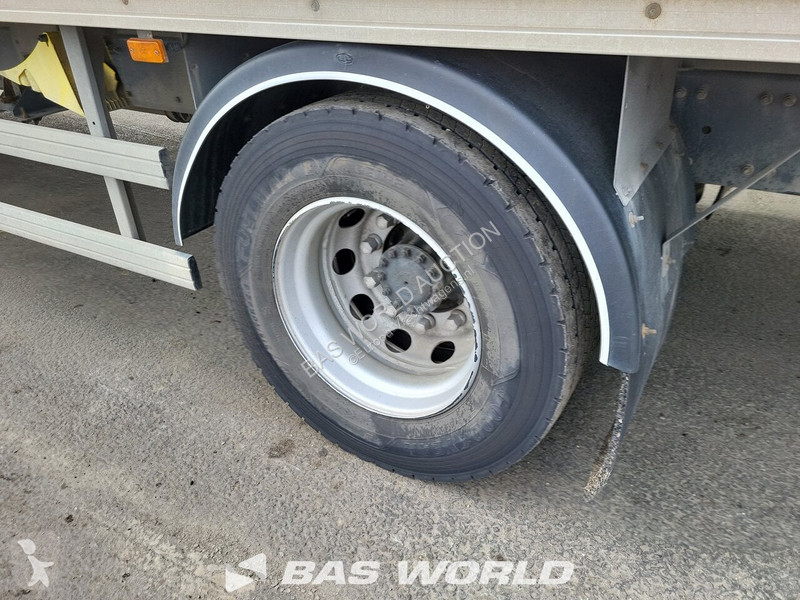شاحنة Renault D D 320