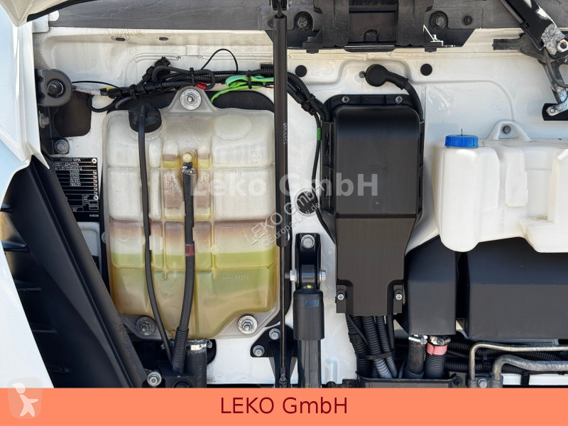 شاحنة Iveco 140 E 19 Mit Carrier Sp 850 Mt