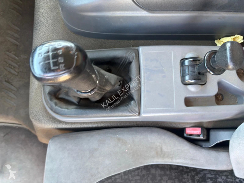 شاحنة DAF 180 - Closed Box - Manual Gearbox -...