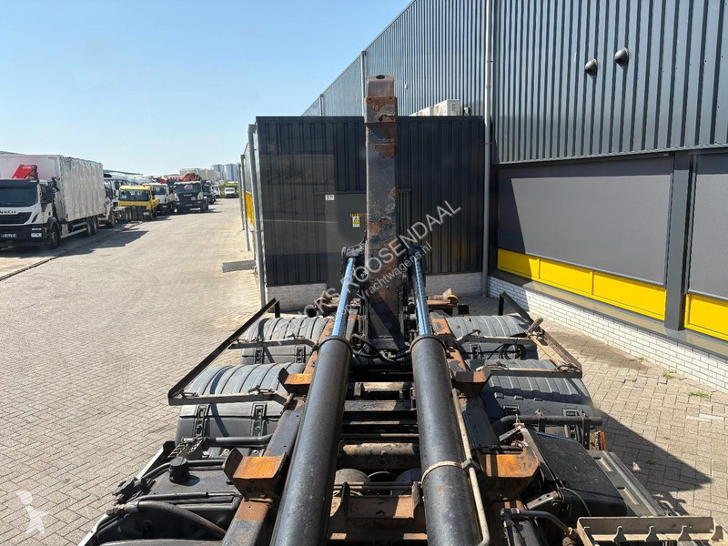 شاحنة Scania P 360 + HOOK ARM SYSTEM + 6X2 +...