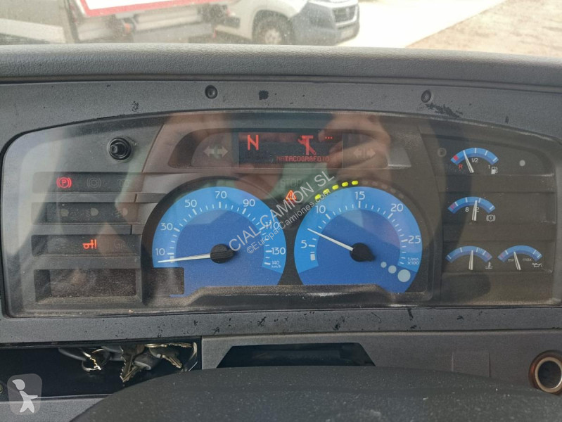 Camión Renault  PREMIUM 370.26