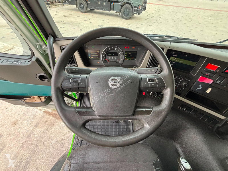 Camion Volvo 370 6x2*4 RETARDER / SUPRA 850 /...