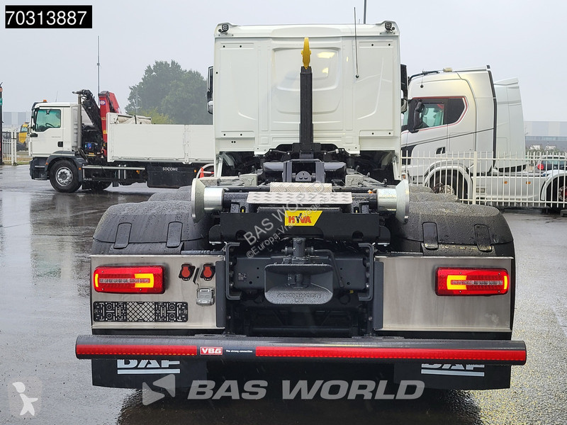 Camion DAF 530 8X4 NEW 30tons HYVA 30-60-S...