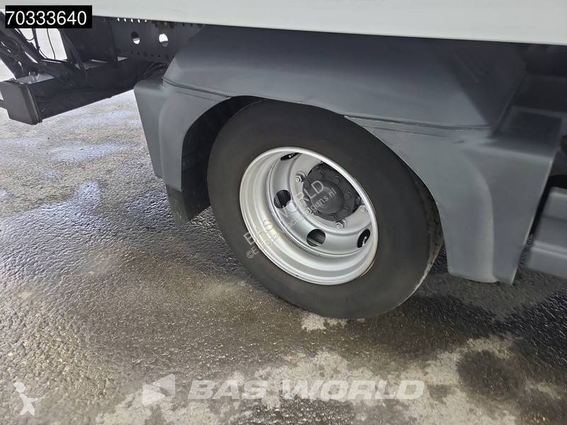 شاحنة Mercedes 816 4X2 8tonner 1000kg...