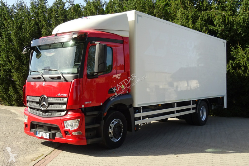 Kamion Mercedes 1833 Euro6 sypialna klima...