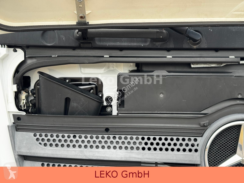 Camion Mercedes 1318 Mit Thermoking T-1000R