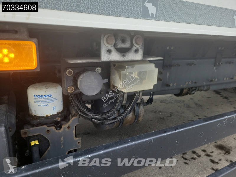 Vrachtwagen Volvo 330  6X2 Full Air suspension...
