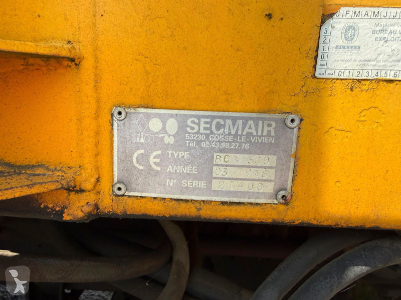 Vrachtwagen Renault 300 6x2 Bitumen / Asfalt Kran