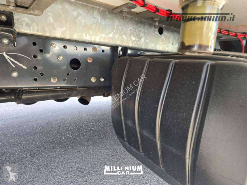 Camión Iveco 100-19 (2017)CELLA 5,50 SPONDA FRC