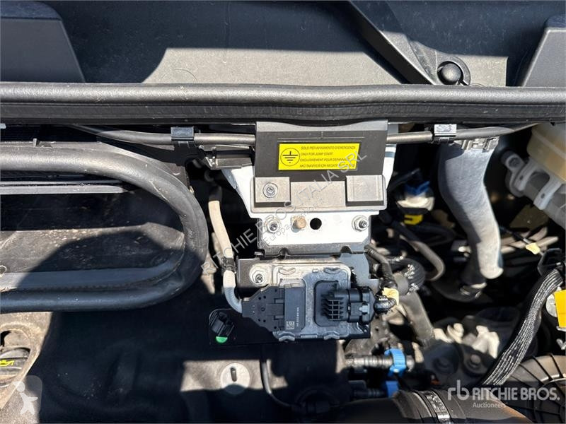 Camión Opel 2.2 103 KW DOKA PR L3 Crew Cab...