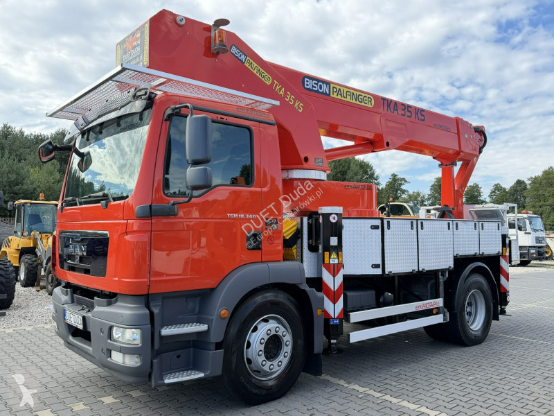 Kamion MAN TGM 18.340 Zwyżka BISON Palfinger 35...