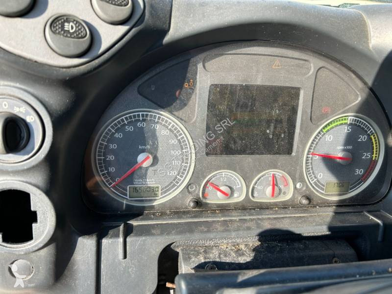 Camión Iveco 260 S 45
