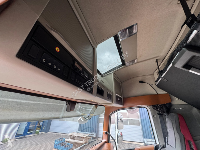 Volvo 500 6x2*4 WB 4.80 Globetrotter VIN KA truck
