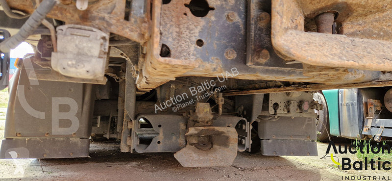 Camión MAN 24.440 6X2-2 LL-U
