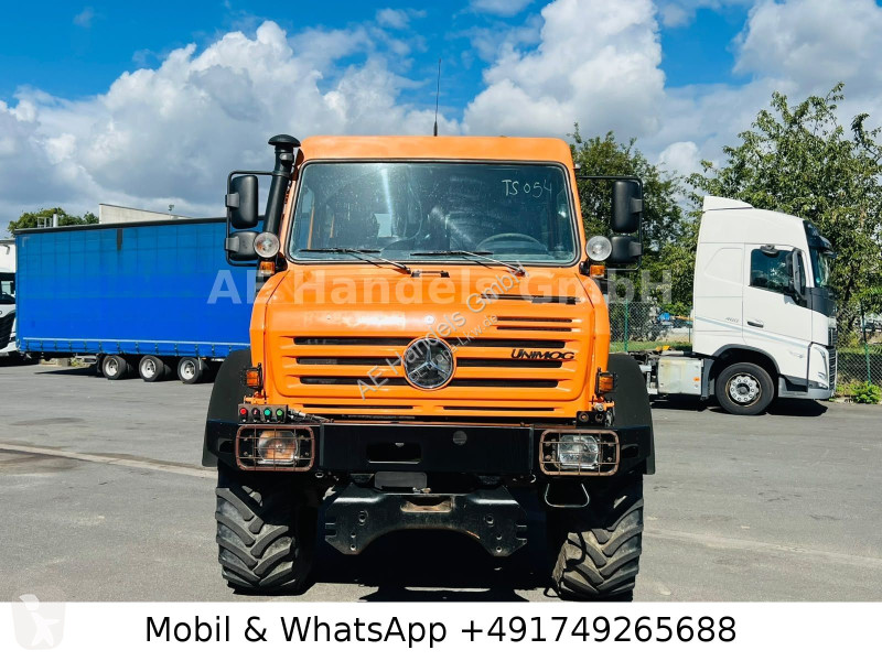 Kamion Mercedes UNIMOG 437/45 U5000 DoKa 4x4...