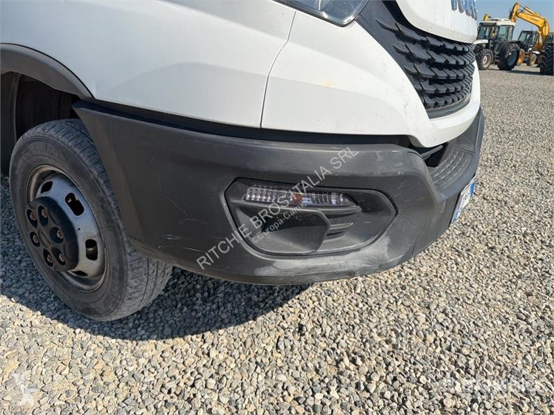 Furgoneta Iveco