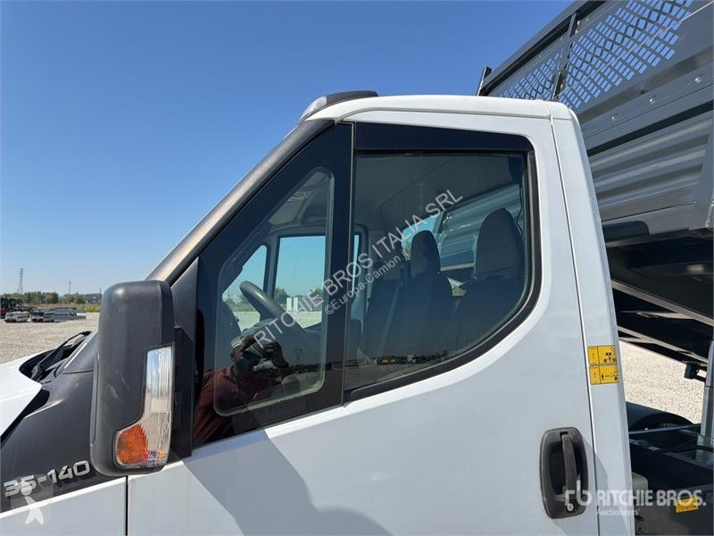 Furgoneta Iveco