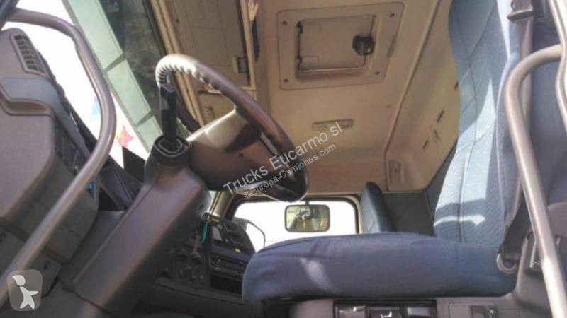 Porte engins Scania