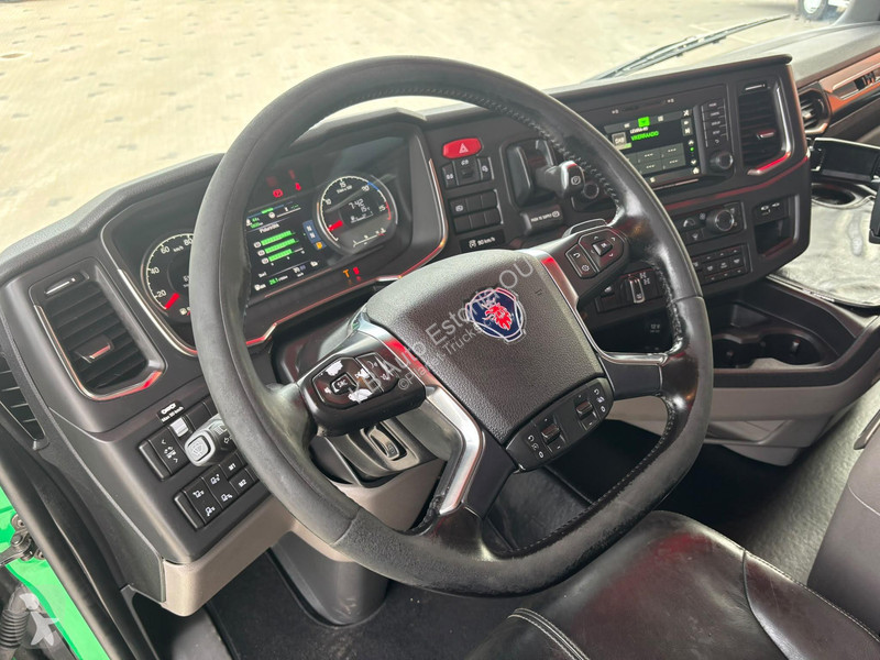 Camión Scania R 650 8x4*4 RETARDER / CHASSIS...