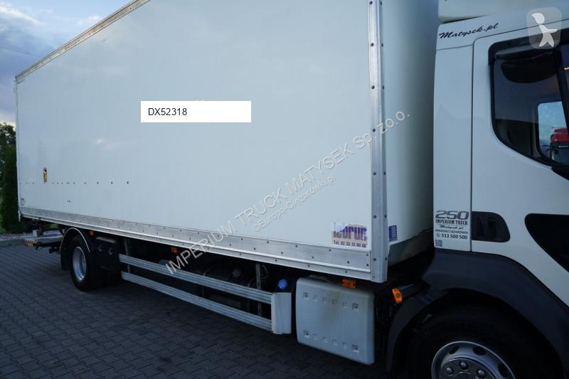 Camión Volvo FL 250 / KONTENER 7,8 M / 4x2 /...