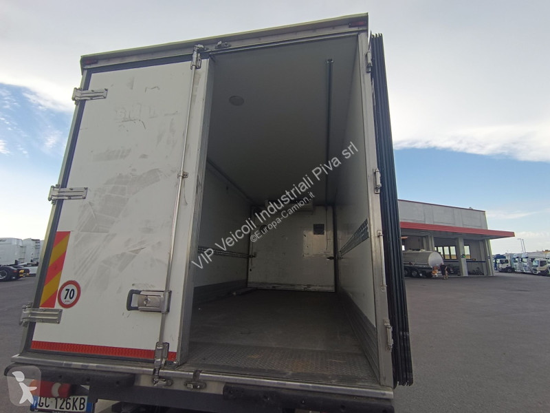 Грузовик DAF LF 230